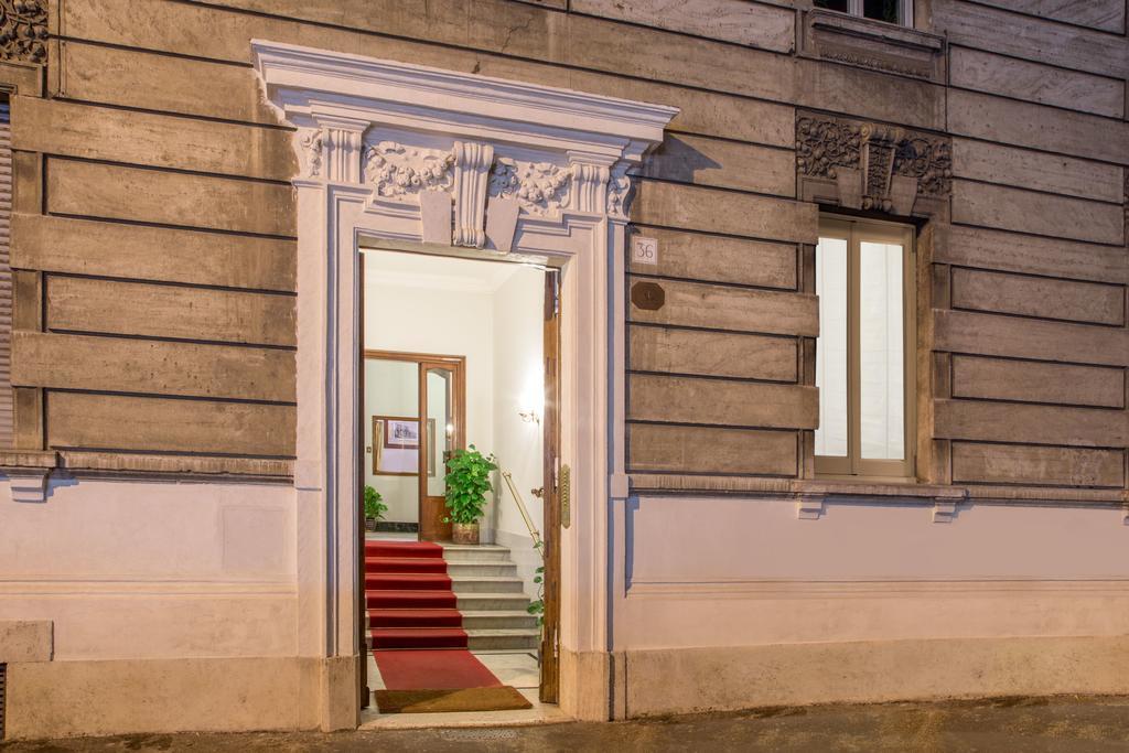 Belli36Rooms Near Spanish Step And Vatican City Рим Екстер'єр фото